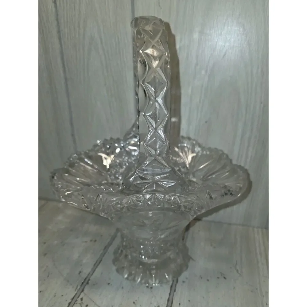 Vtg Hofbauer Byrdes Crystal Basket Etched Birds Large Handled Sawtooth Edge